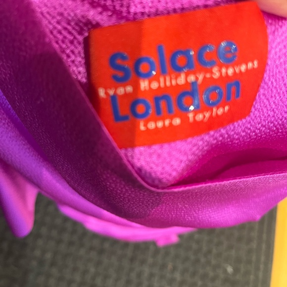 Solace London gorgeous pink one shoulder dress - Picture 2 of 8